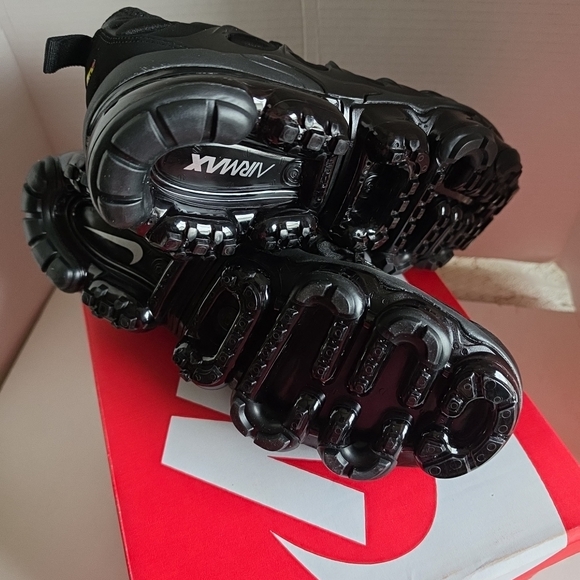 Nike Air Vapormax Plus Triple Black Anthracite 924453 004 Size 8 - Picture 7 of 7